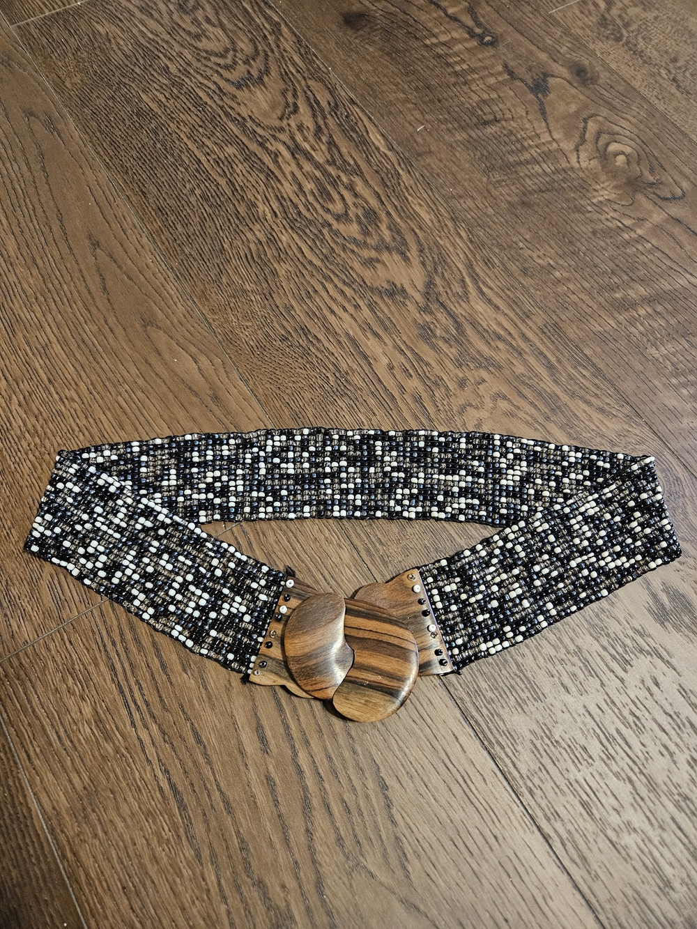 Source Unknown Black and White Beaded Stretch Belt with Wooden Buckle
